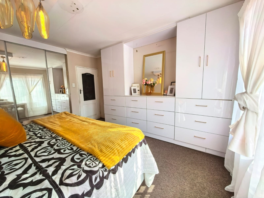 3 Bedroom Property for Sale in Vaalpark Free State